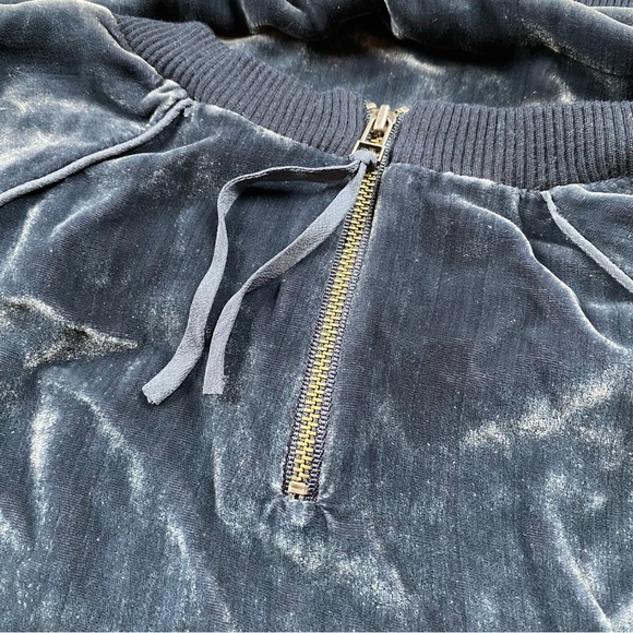 Rebecca Taylor Blue Velvet W/ Silk Piping Crewneck 5” Zip Back Top/Sweatshirt - Picture 6 of 7